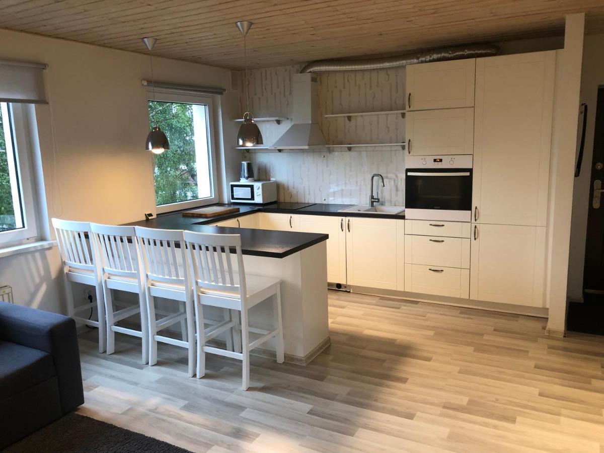 Modern Cozy 2 Bedroom Apartment Near City Center Parnu Exterior photo